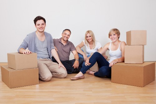 Local movers managing apartment access in Palmers Green